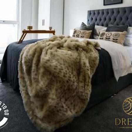 Adelphi Wharf Luxury Apartments Manchester Exterior photo