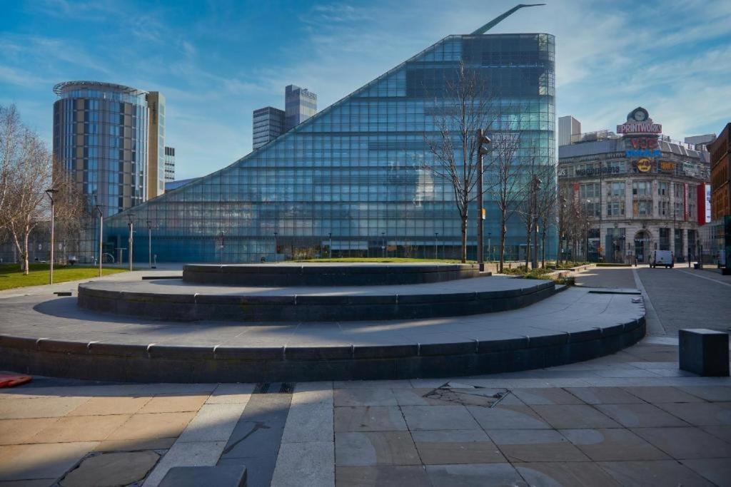 Adelphi Wharf Luxury Apartments Manchester Exterior photo