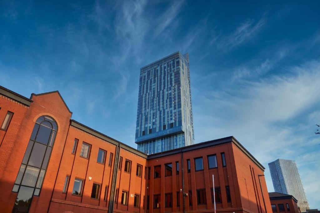 Adelphi Wharf Luxury Apartments Manchester Exterior photo