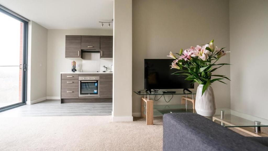 Adelphi Wharf Luxury Apartments Manchester Exterior photo