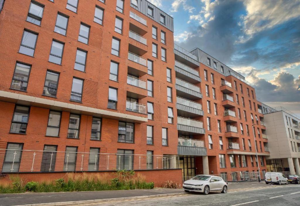 Adelphi Wharf Luxury Apartments Manchester Exterior photo